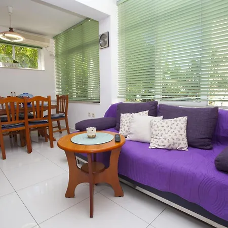 Komfortable Mit Terrasse In Bidol By Interhome Апартаменты